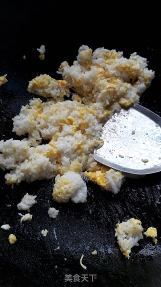 葱花薄荷蛋炒饭的做法步骤：5
