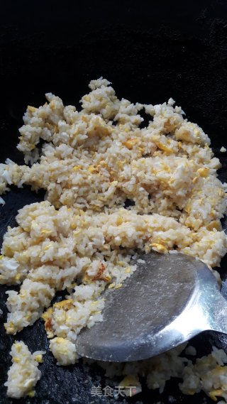 葱花薄荷蛋炒饭的做法步骤：6