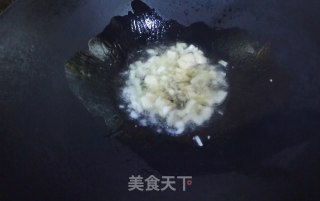 西葫芦胡萝卜炒木耳的做法步骤：6
