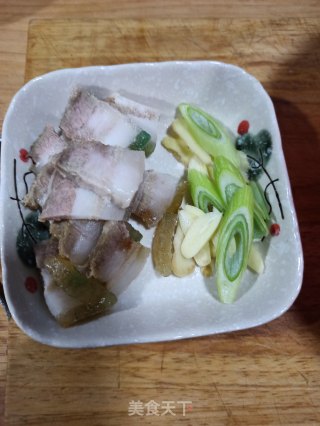 肉片炖豆角的做法步骤：2