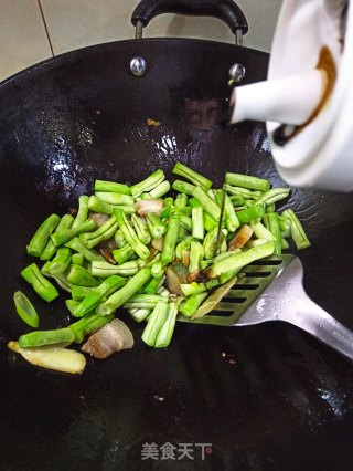 肉片炖豆角的做法步骤：6