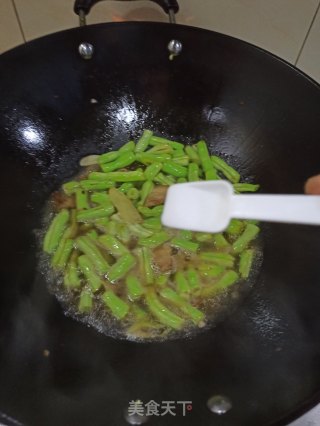 肉片炖豆角的做法步骤：8