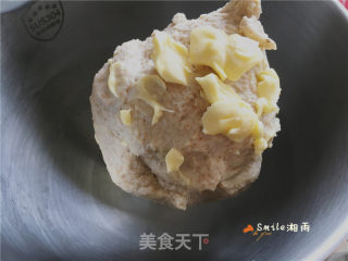 全麦香蕉面包的做法步骤：4