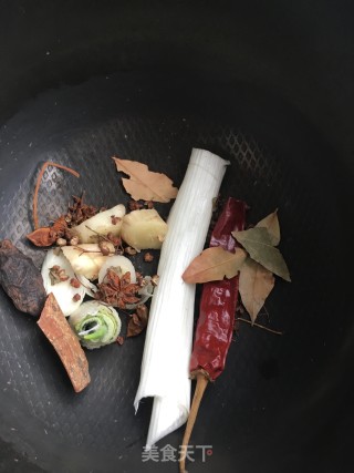 酱牛肉筋的做法步骤：8