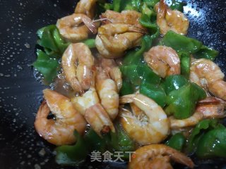 青虾炒辣椒的做法步骤：9
