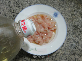 榨菜丝鸡胸肉炒饭的做法步骤：4