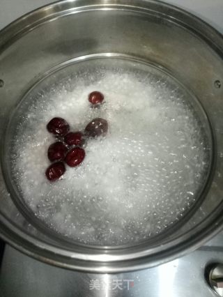 红枣西米粥的做法步骤：3