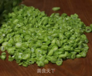 肉末四季豆的做法步骤：2