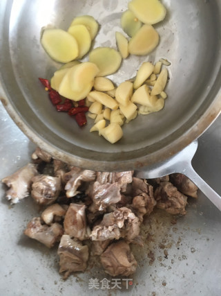 紫苏酱香鸭的做法步骤：6