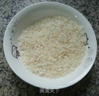 粟米粒黑豆大米粥的做法步骤：1