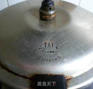 粟米粒黑豆大米粥的做法步骤：10