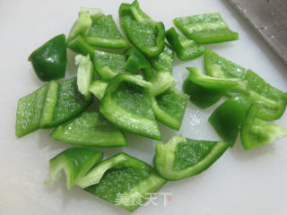 灯椒烧老豆腐的做法步骤：9