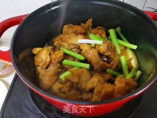 香菇焖鸡的做法步骤：13