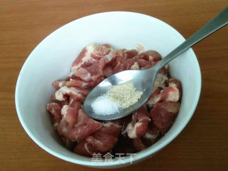 肉片炒茄子的做法步骤：2