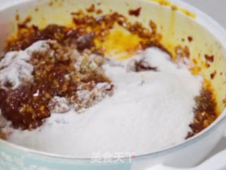 粉蒸牛肉的做法步骤：3