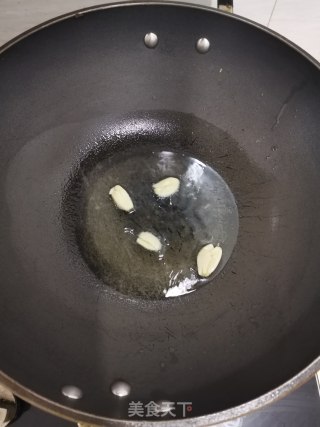 火腿炒蒜苔的做法步骤：3