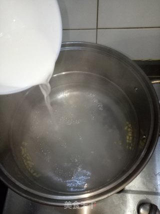 黄瓜鸡蛋汤的做法步骤：3