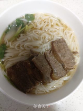 香菜牛肉面的做法步骤：8