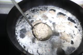 牛尾竹荪汤的做法步骤：5