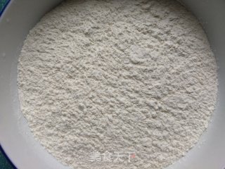 平菇猪肉包的做法步骤：1