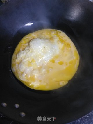 韭菜炒鸡蛋的做法步骤：4