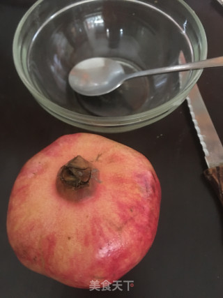 石榴雨沥沥的做法步骤：1