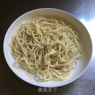 虾仁炒面的做法步骤：4