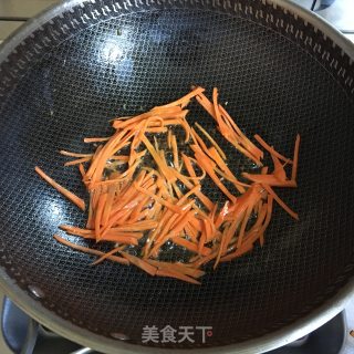 虾仁炒面的做法步骤：6