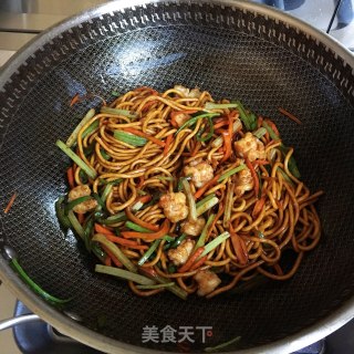 虾仁炒面的做法步骤：10