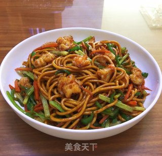 虾仁炒面的做法步骤：11