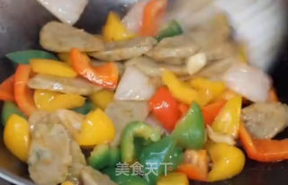 五彩鱼卷的做法步骤：4