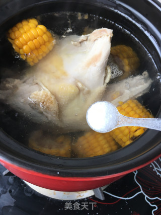 鸡汤山药玉米的做法步骤：4