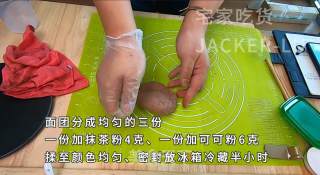 无油三色贝果，健康美味，入口嘎嘣脆，祝大家中秋国庆双节快乐！的做法步骤：4