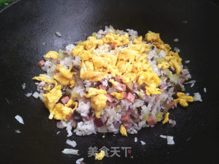 肉卷蛋炒饭的做法步骤：14