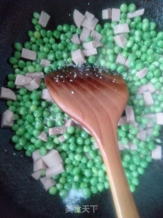 火腿豌豆丁的做法步骤：7