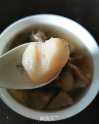 鱼腥草马蹄瘦肉汤的做法步骤：9