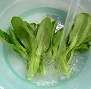 咸肉菜心大米粥的做法步骤：5