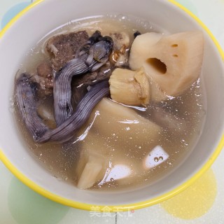 沙虫干贝骨头汤的做法步骤：5