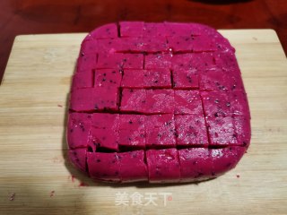 火龙果椰蓉小方的做法步骤：7