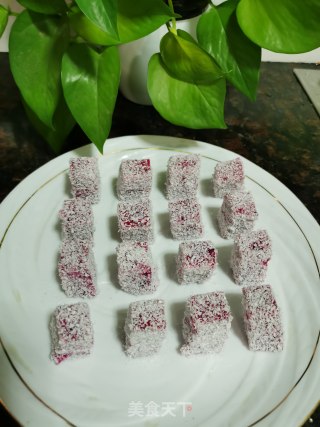 火龙果椰蓉小方的做法步骤：9