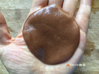 广式可可豆沙月饼的做法步骤：10