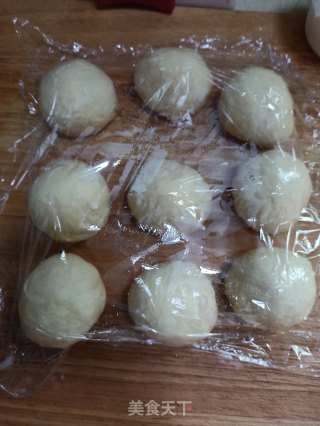 肠仔面包的做法步骤：5