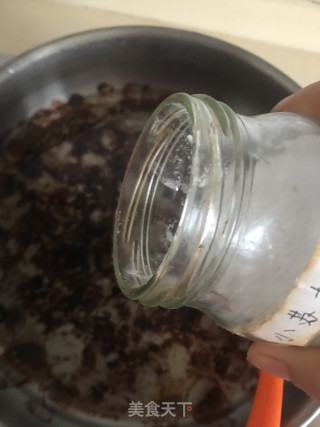 巧去不锈钢糊锅的做法步骤：4