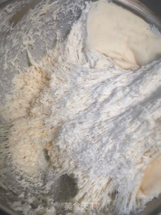 甜甜圈的做法步骤：7