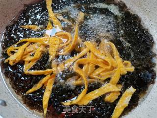 紫菜虾滑汤的做法步骤：2