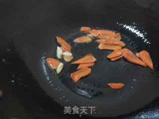 蘑菇炒鸡蛋的做法步骤：8