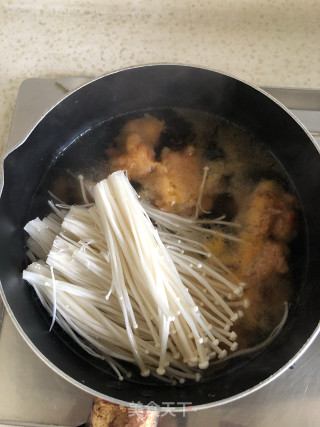 金针菇滑肉汤的做法步骤：4
