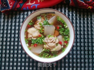 白萝卜红菇鸡腿汤的做法步骤：15