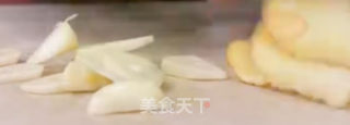 萝卜炒五花肉的做法步骤：4