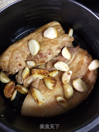 蒜香烤五花肉的做法步骤：6